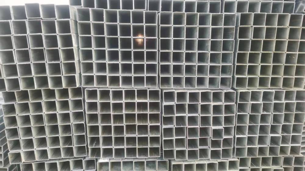荆州市电动车光伏车棚高锌层锌铝镁热镀方管定制