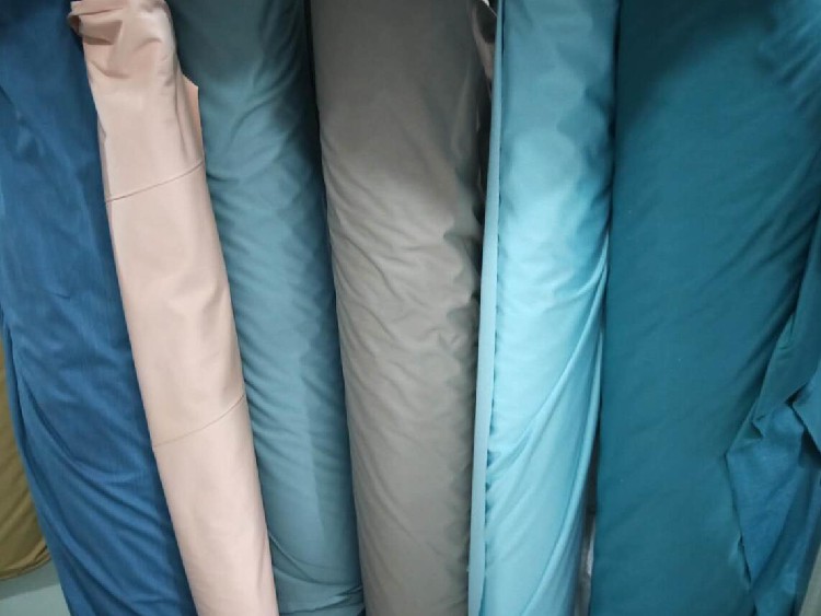 成都收购窗帘布|深圳面料回收|收购工厂处理布料