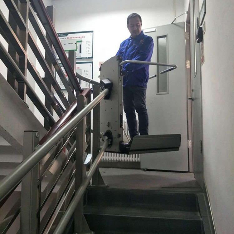 昌平区无障碍升降梯 地铁轮椅通道定制 轨道式斜挂电梯