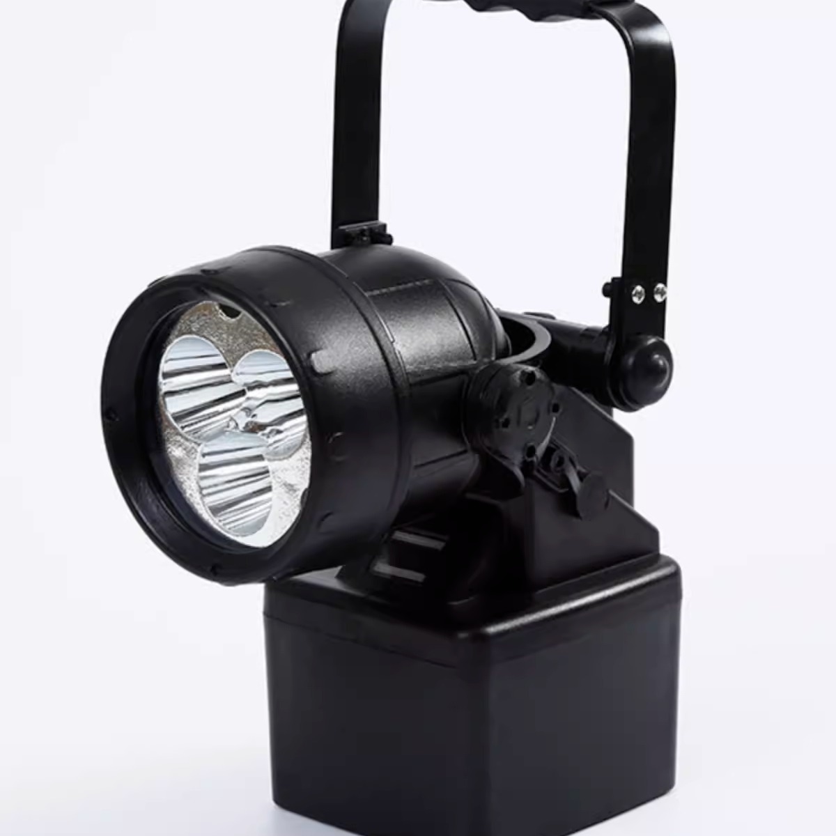 华隆BQ7210B轻便式多功能强光灯 LED防爆手提磁吸检修工作灯BXW8200A