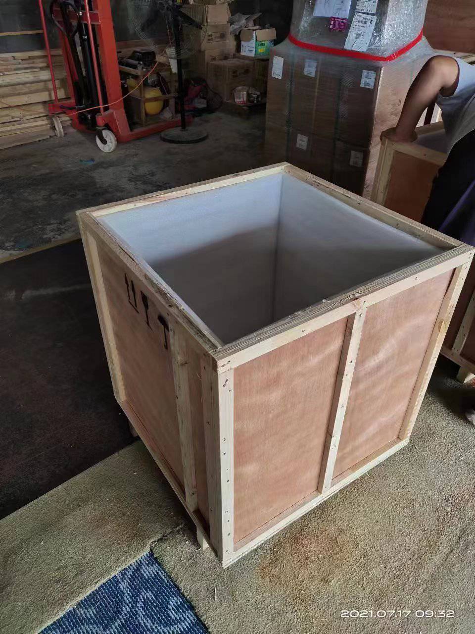 专业定制各种尺寸免熏蒸胶合板出口木箱木托盘木架