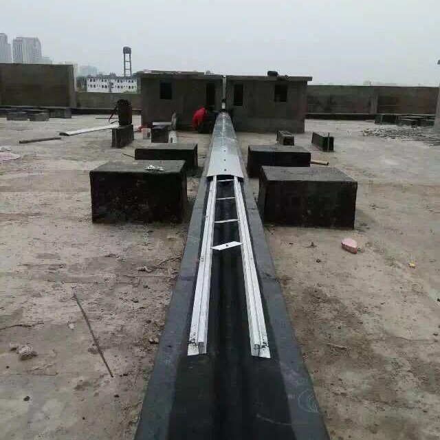 青海海达金属墙面变形缝装置盖板厂家