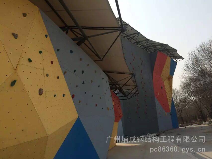 供应办公楼攀岩墙抱石攀岩,深圳市香港澳门室内攀石墙设计定制