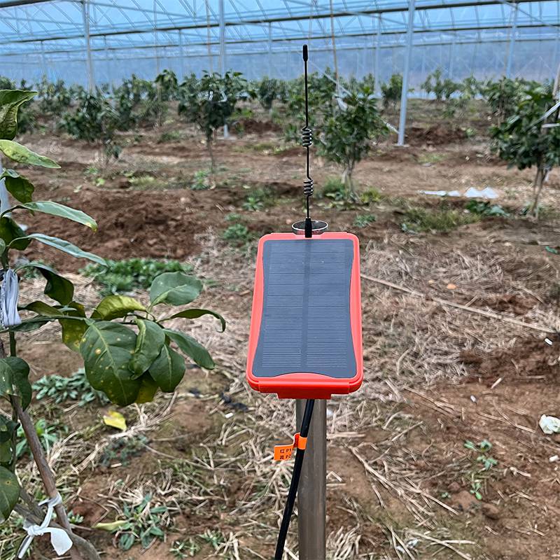 睿农科技手机远程大流量定时灌溉4G自动启闭电磁阀太阳能控制器