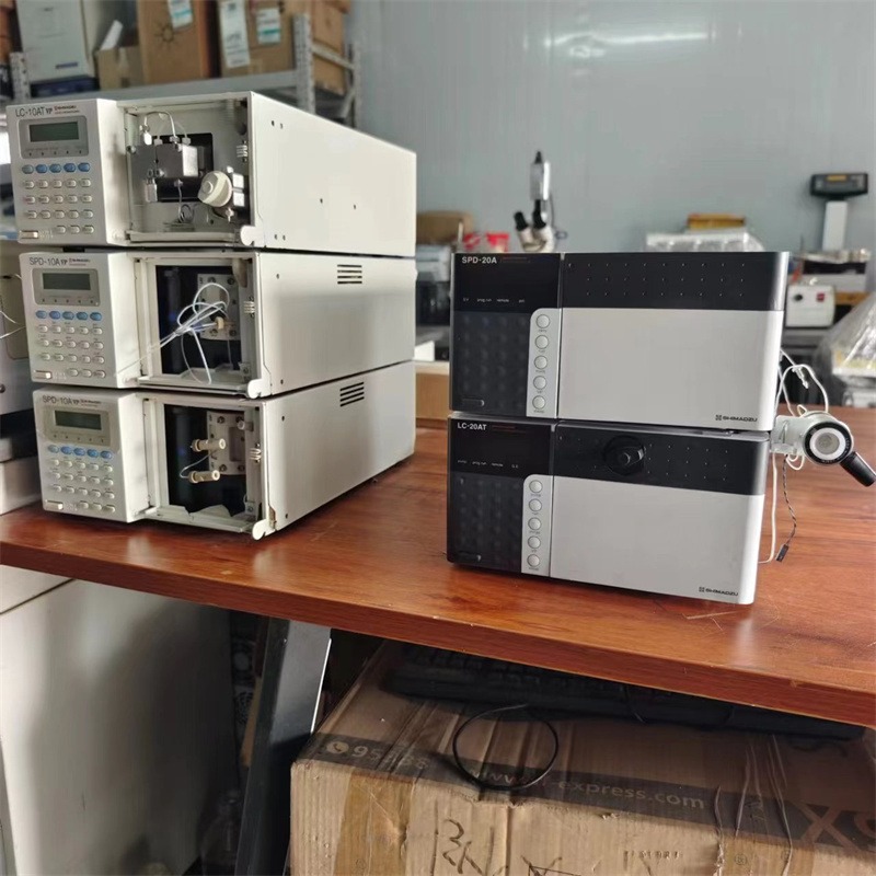 建功二手岛津液相色谱检测仪 气相色谱仪 等度梯度液相色谱 回收实验室仪器图片